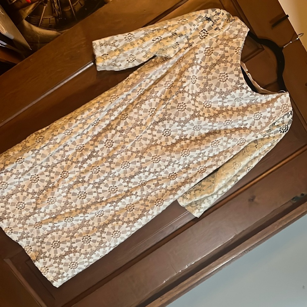 Vince Camuto White Lace over Nude 3/4 Sleeve Dress Size 12
